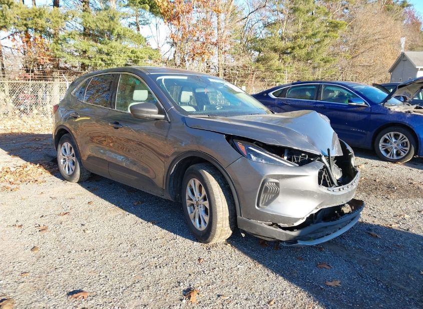 2023 FORD ESCAPE ACTIVE photo