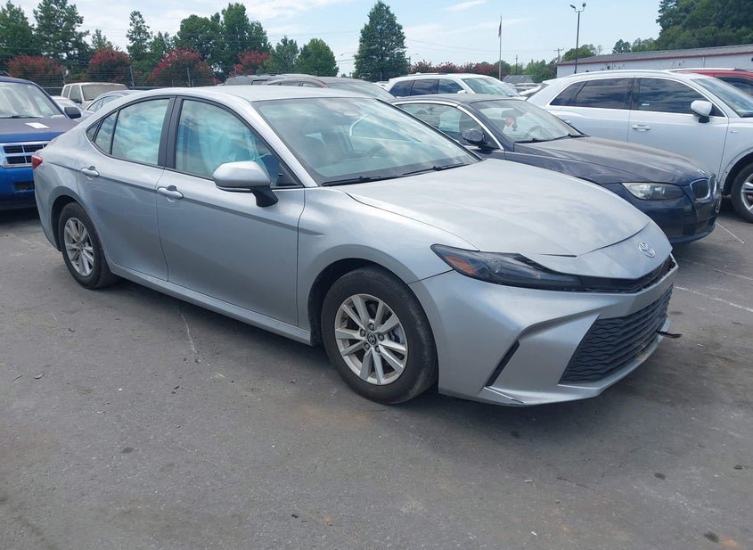 2026 Toyota Camry 2.5L I-4 DI, DOHC, VVT, REGUL (VIN: 4T1DAACK8TU256221)
