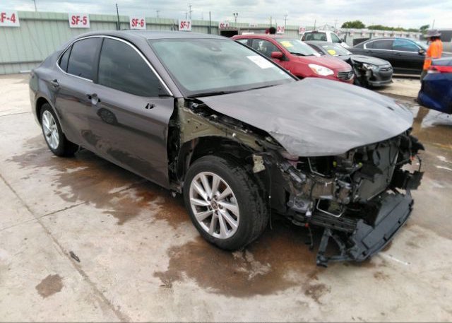 2022 TOYOTA CAMRY (VIN: 4T1C11AK1NU674864)