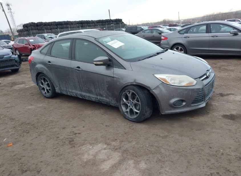 2013 FORD FOCUS SE photo