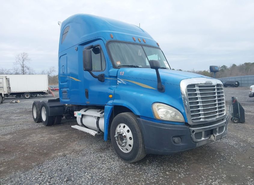 2009 FREIGHTLINER CASCADIA 125 photo