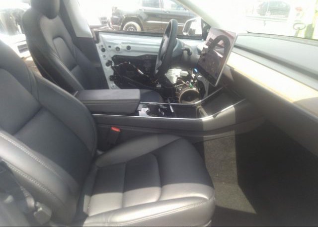 2021 TESLA MODEL Y(VIN: 5YJYGDEEXMF082207
