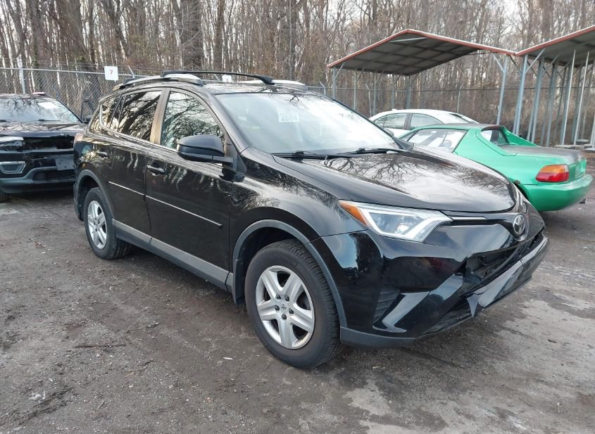 2018 TOYOTA RAV4 LE photo
