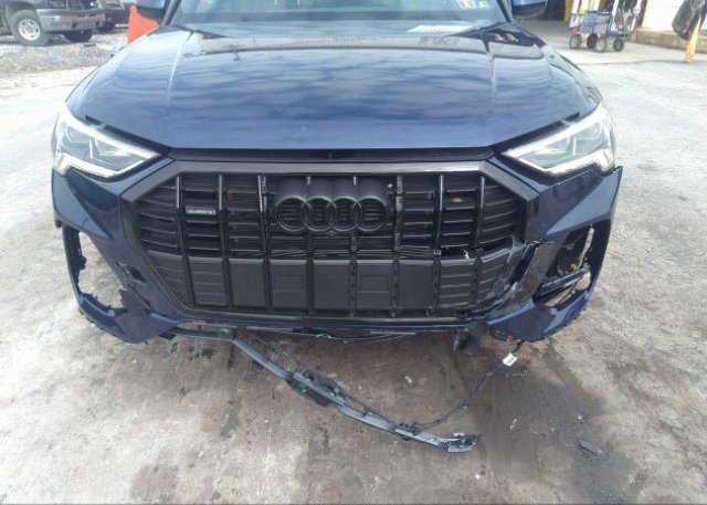 2022 AUDI Q3(VIN: WA1EEDF39N1110153