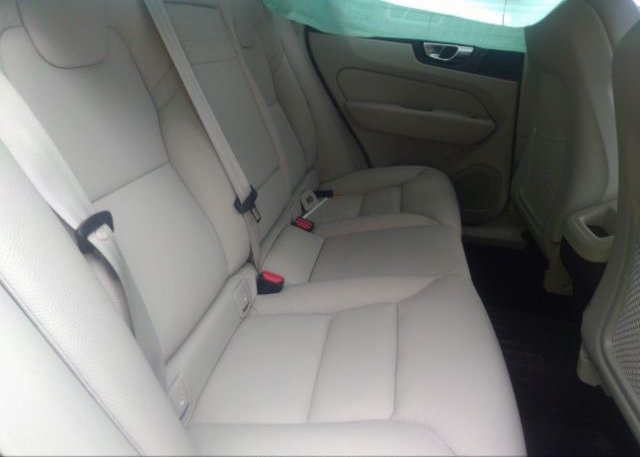 2021 VOLVO XC60(VIN: YV4102RK6M1823162