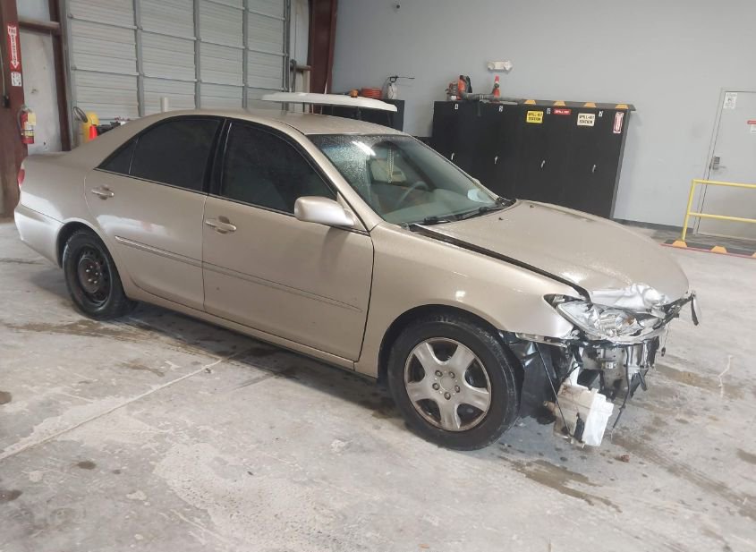 2006 TOYOTA CAMRY XLE photo