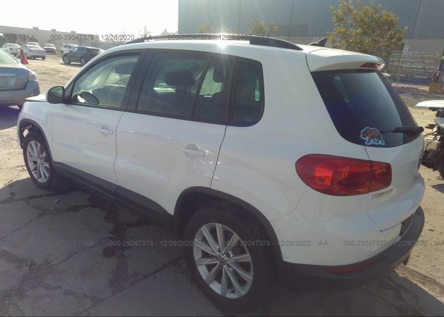 купить 2015 VOLKSWAGEN TIGUAN WVGAV7AXXFW506141