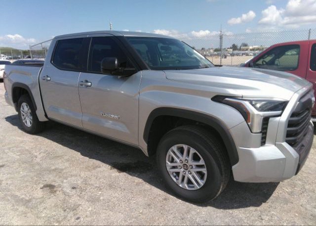 2022 TOYOTA TUNDRA 4WD (VIN: 5TFLA5DB2NX035592)