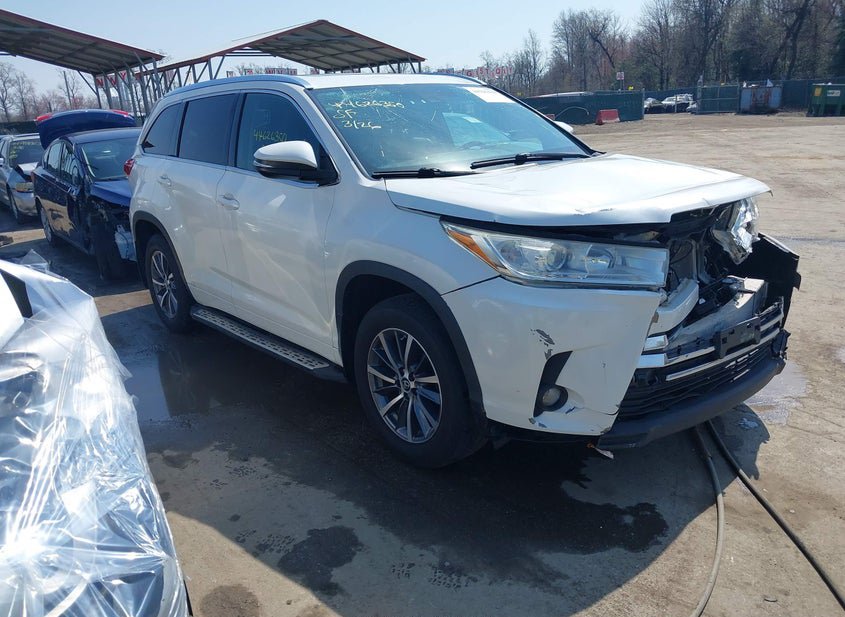 2018 Toyota Highlander 3.5L photo