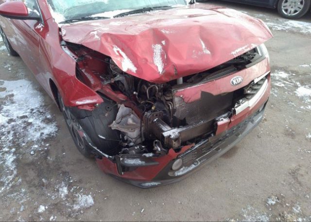 2021 KIA FORTE(VIN: 3KPF24AD0ME383738