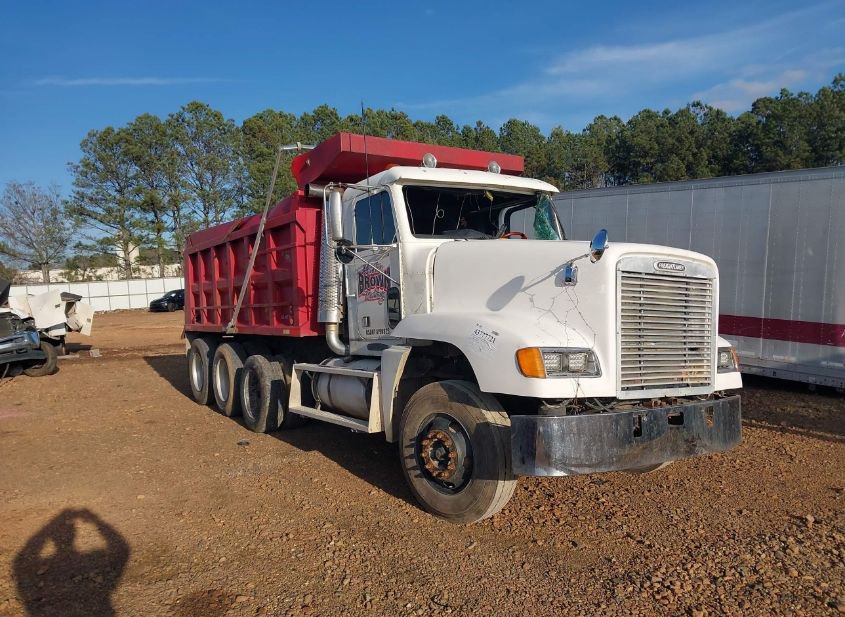 1999 FREIGHTLINER CONVENTIONAL FLD120 photo