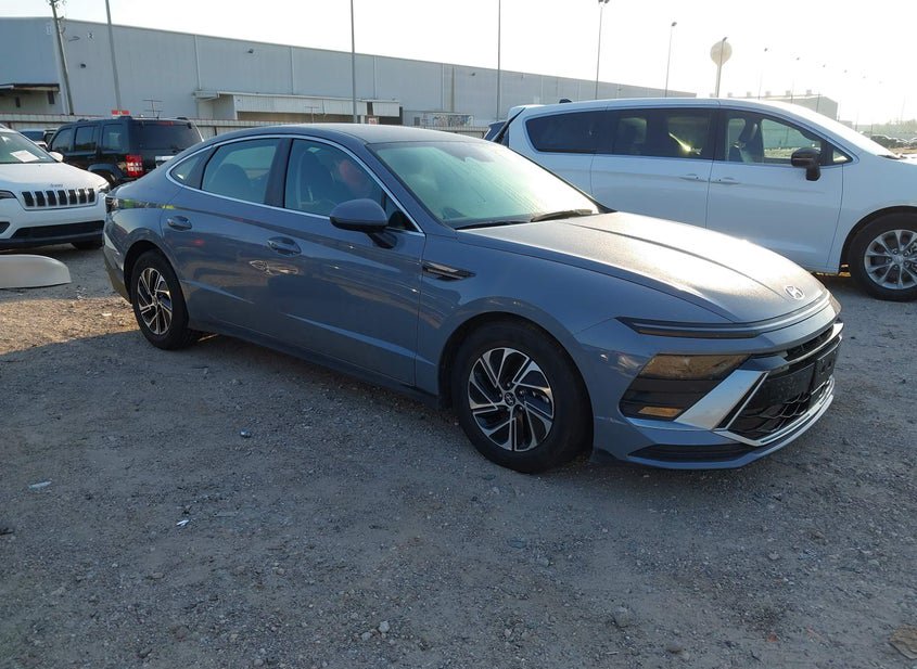2026 Hyundai Sonata Hybrid 2.0L photo