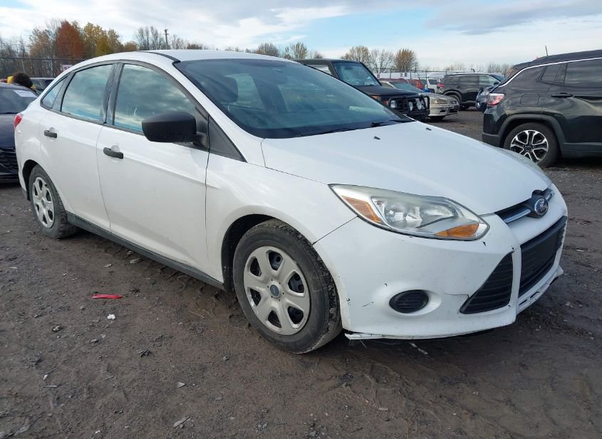 2014 FORD FOCUS S photo