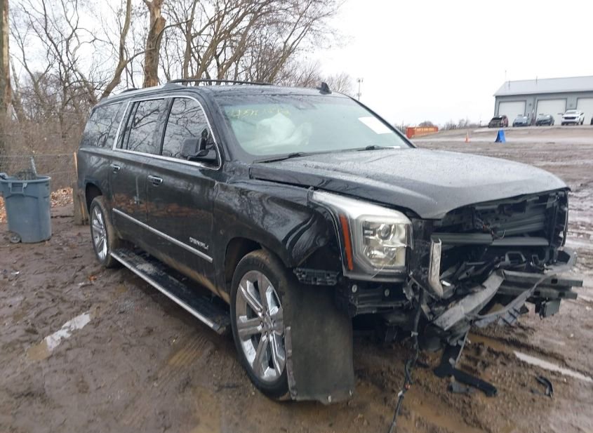 2019 GMC YUKON XL DENALI photo