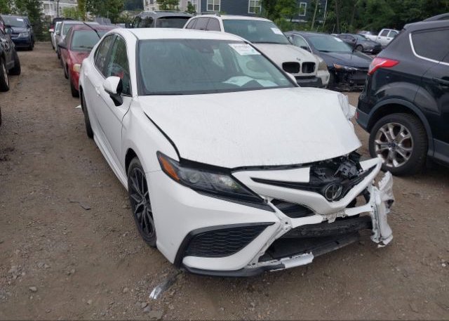 2022 TOYOTA CAMRY (VIN: 4T1G11AK7NU663675)