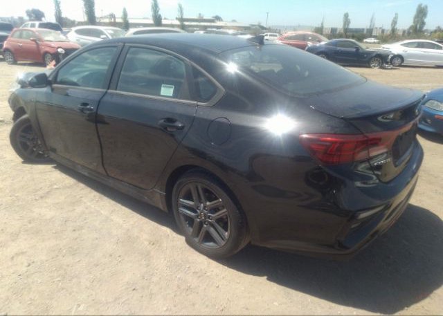 2021 KIA FORTE(VIN: 3KPF34AD2ME284674