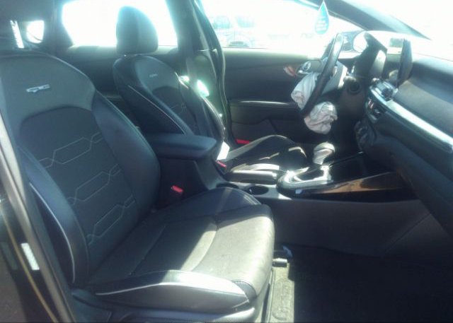 2021 KIA FORTE(VIN: 3KPF34AD2ME284674