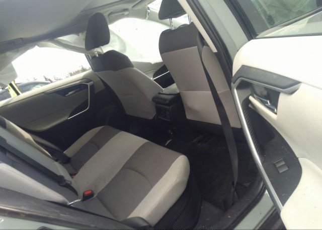 2021 TOYOTA RAV4(VIN: 4T3RWRFV8MU018079