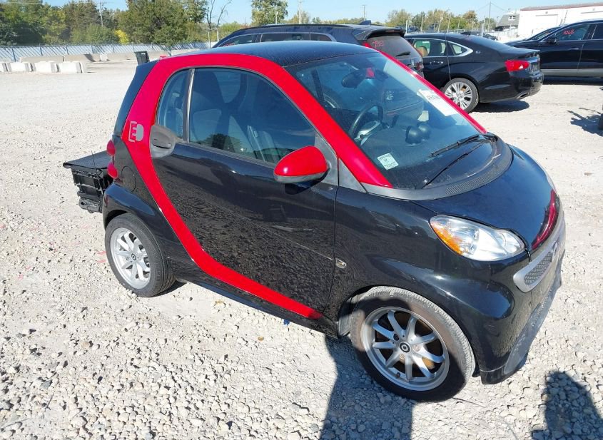 2015 SMART FORTWO ELECTRIC DRIVE PASSION photo
