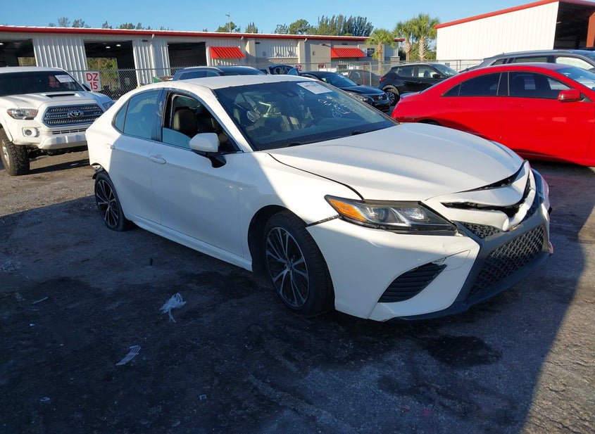 2018 Toyota Camry 2.5L photo