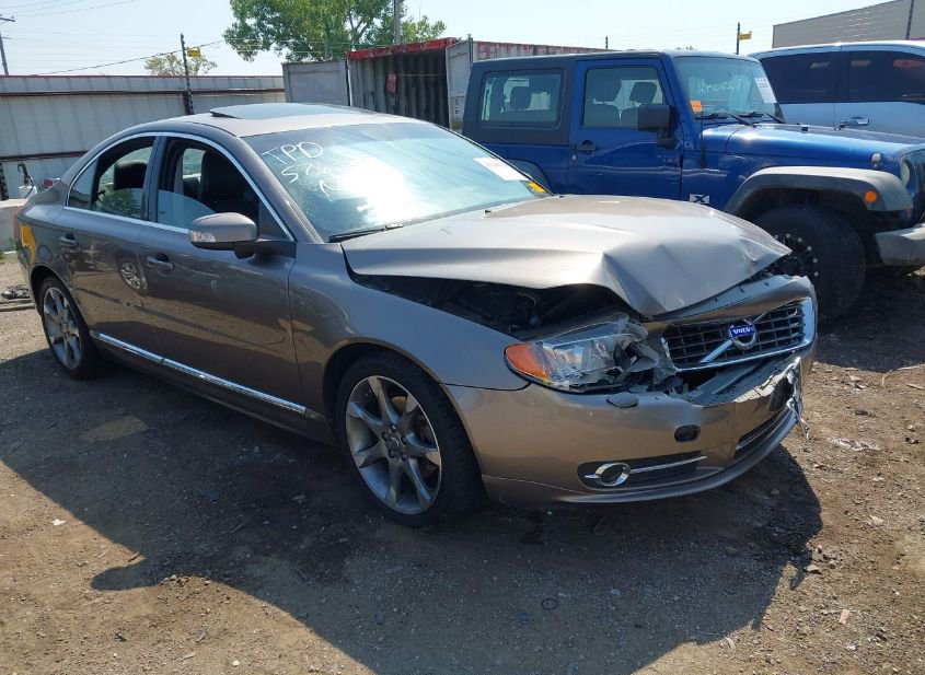 2010 VOLVO S80 T6 photo