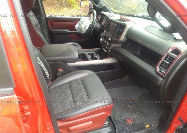 пригнать из сша 2019 RAM 1500 1C6SRFLT6KN586773