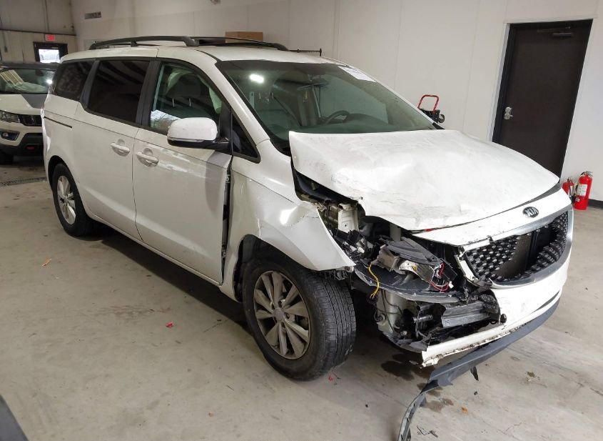 2016 KIA SEDONA L photo