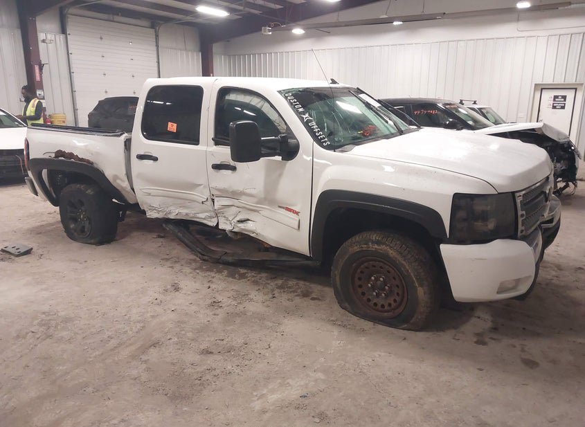 2011 Chevrolet Silverado 1500 6.2L photo