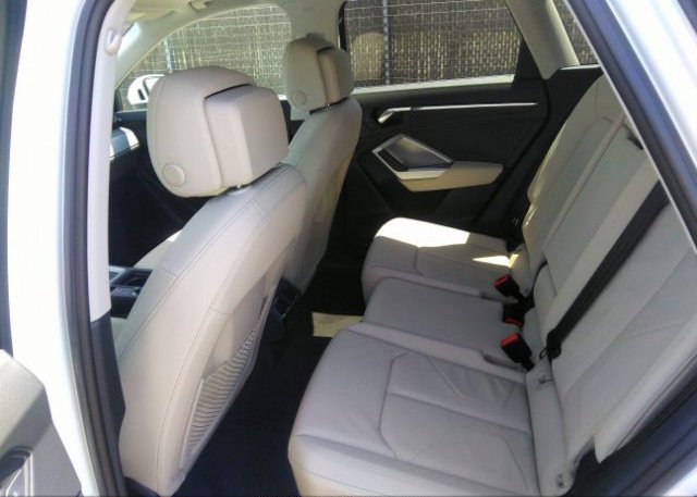 2022 AUDI Q3(VIN: WA1EECF32N1053983