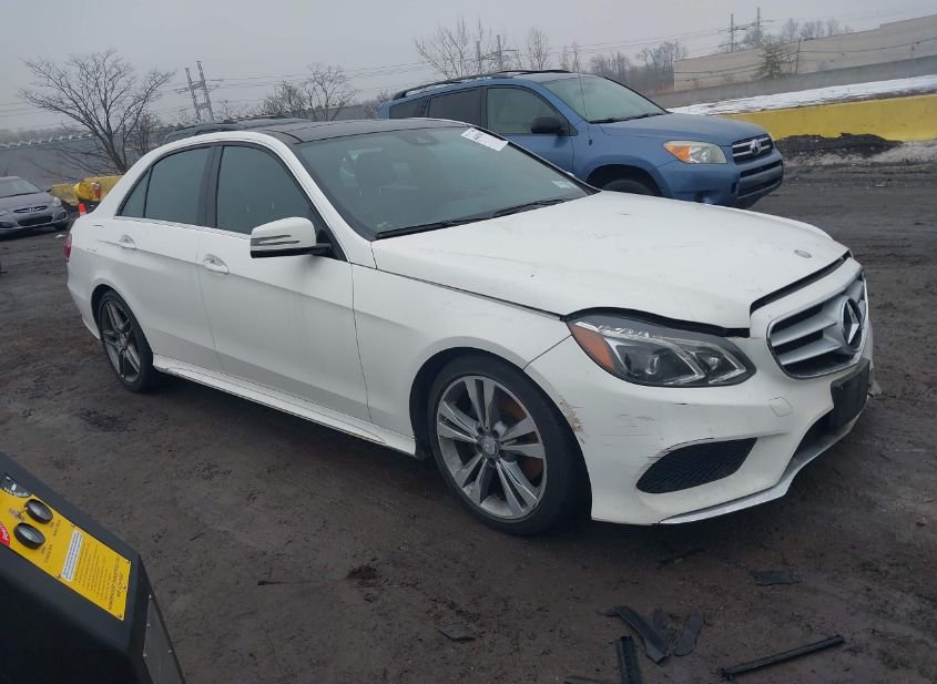 2014 MERCEDES-BENZ E 350 4MATIC photo