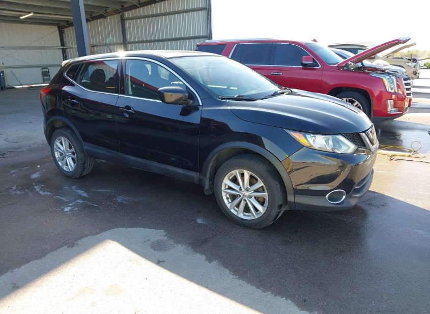 2018 NISSAN ROGUE SPORT S photo