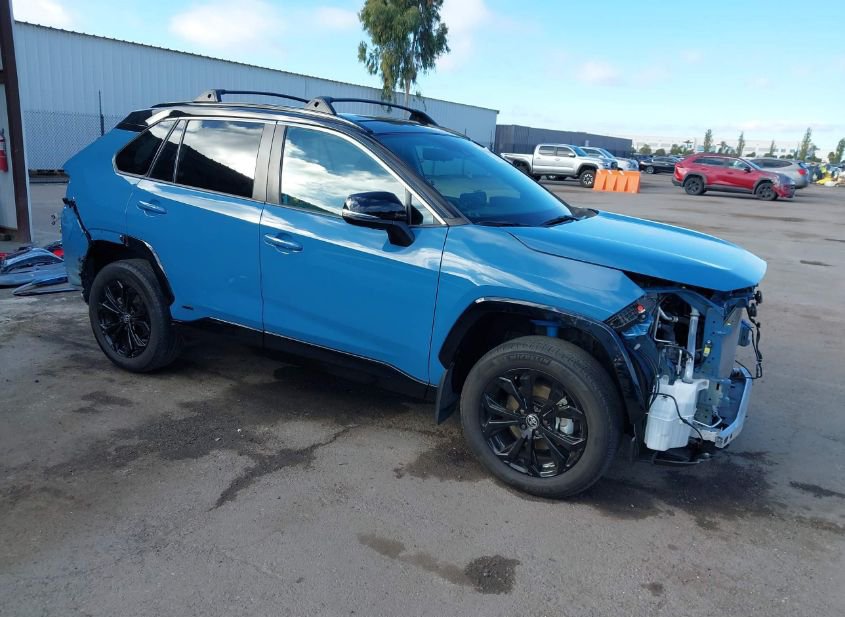 2023 TOYOTA RAV4 HYBRID XSE photo