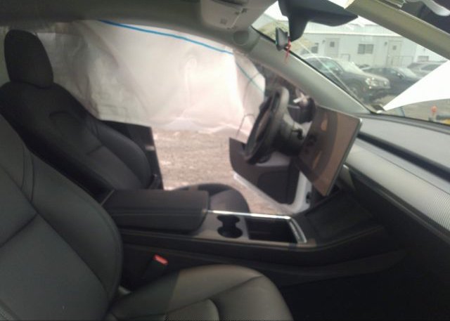 2022 TESLA MODEL Y(VIN: 7SAYGDEE5NF371645