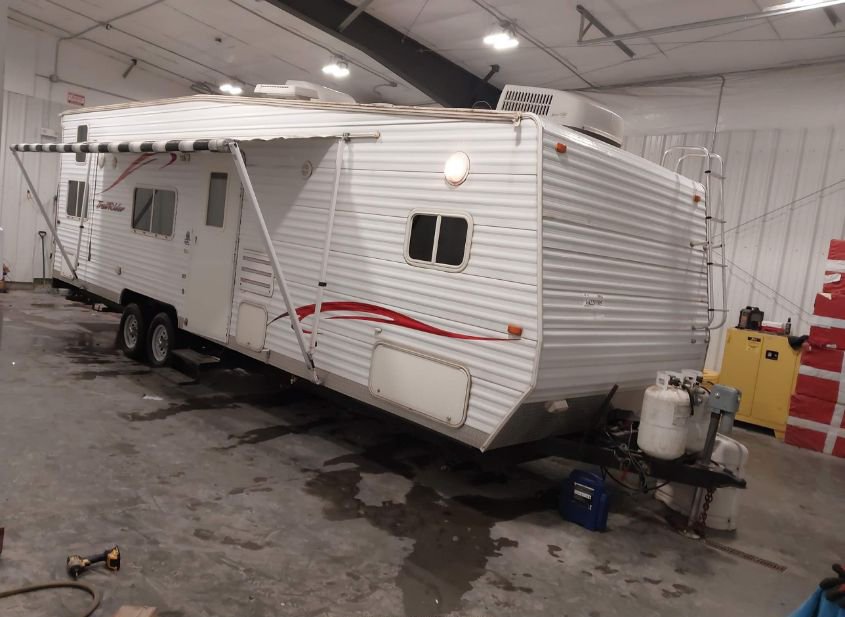 2006 SKYLINE TRAILRIDER 286 photo