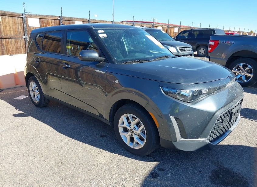 2024 KIA SOUL LX photo