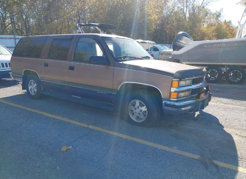 1994 CHEVROLET SUBURBAN C1500 photo