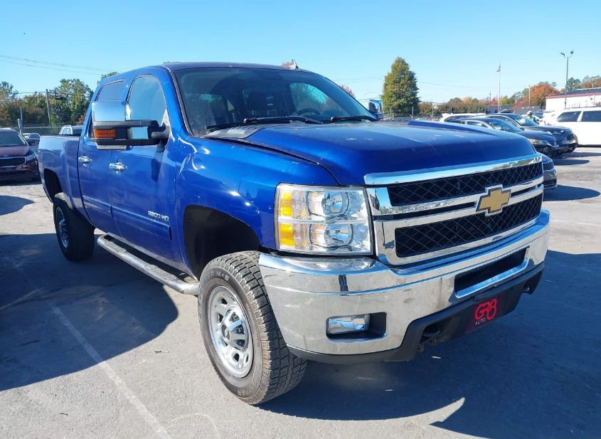 2014 CHEVROLET SILVERADO 2500HD LT photo