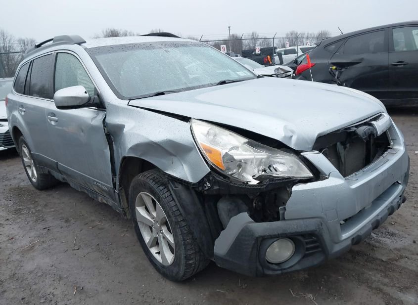 2013 SUBARU OUTBACK 2.5I PREMIUM photo