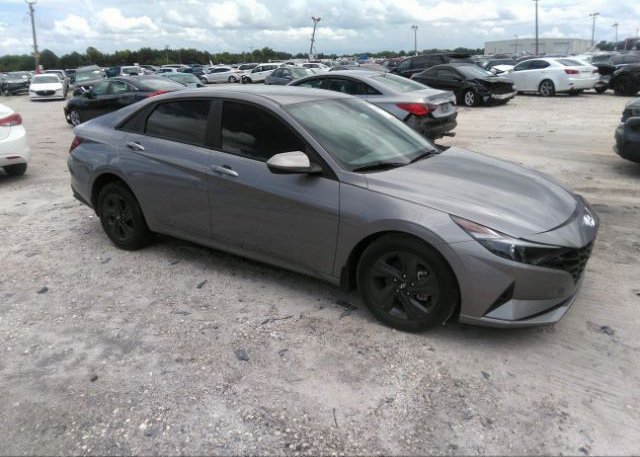 2022 HYUNDAI ELANTRA (VIN: KMHLM4AG4NU345547)