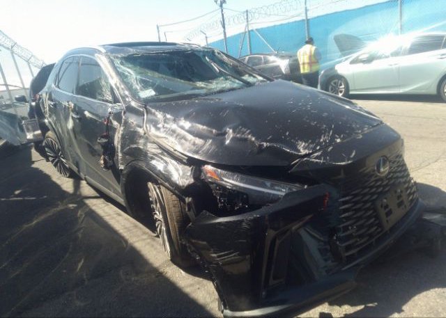 2023 LEXUS RX (VIN: JTJCHMAA0P2000970)