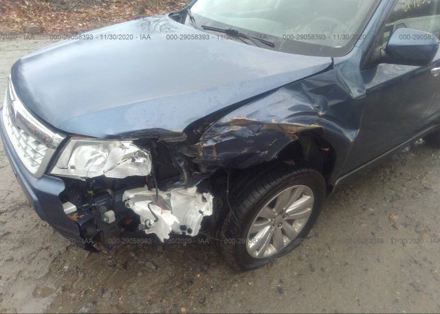 JF2SHADC8BH712807 2011 SUBARU FORESTER