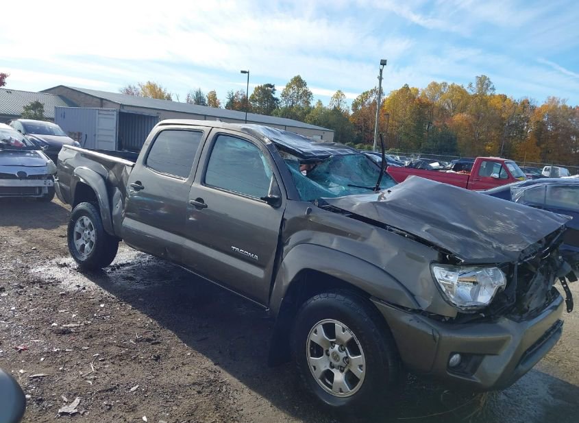2015 Toyota Tacoma 4.0L photo