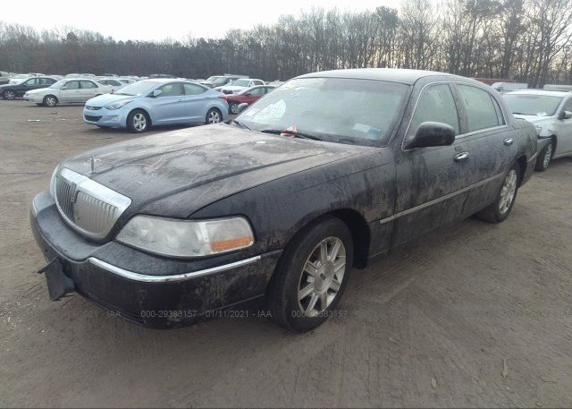 из сша 2010 LINCOLN TOWN CAR 2LNBL8CV9AX613979