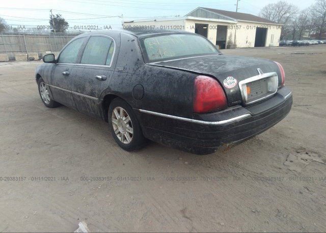 купить 2010 LINCOLN TOWN CAR 2LNBL8CV9AX613979