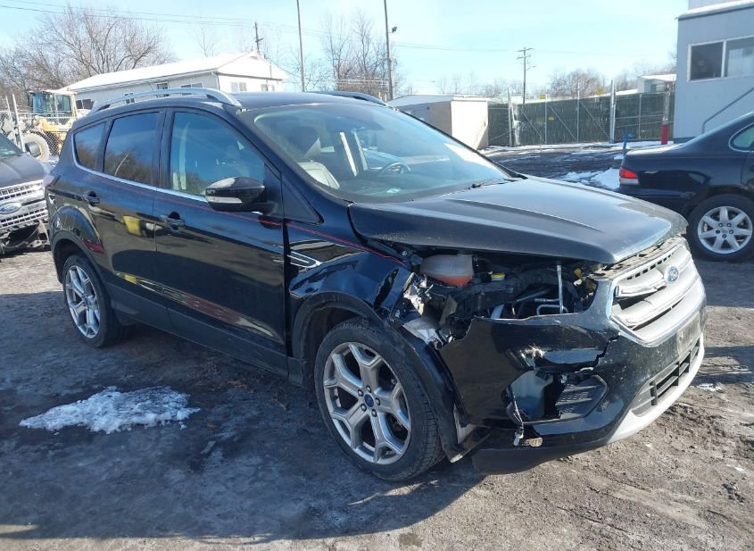 2017 FORD ESCAPE TITANIUM photo