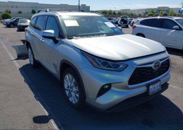 2021 TOYOTA HIGHLANDER (VIN: 5TDDZRBH8MS144137)