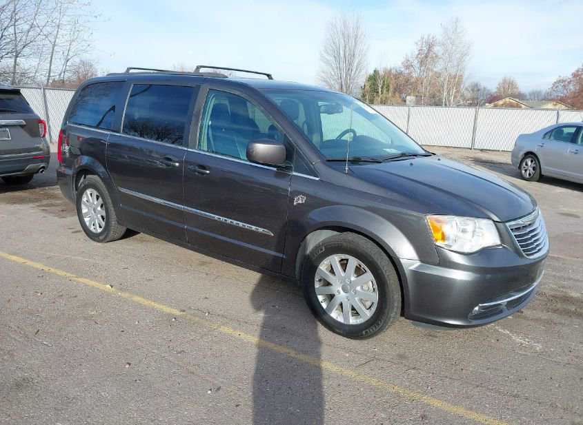 2016 CHRYSLER TOWN & COUNTRY TOURING photo