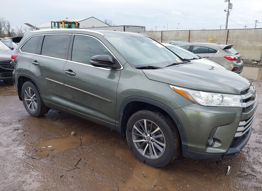 2018 Toyota Highlander 3.5L photo
