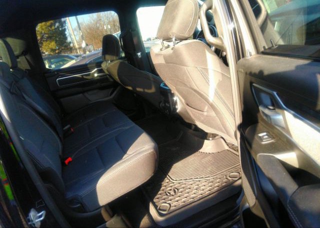 2021 RAM 1500(VIN: 1C6SRFFTXMN568212