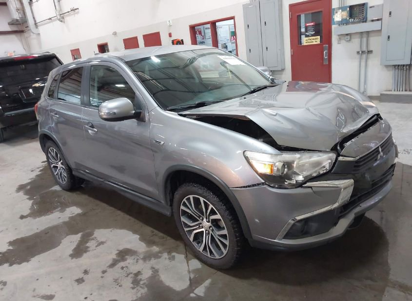 2017 MITSUBISHI OUTLANDER SPORT 2.0 LE photo